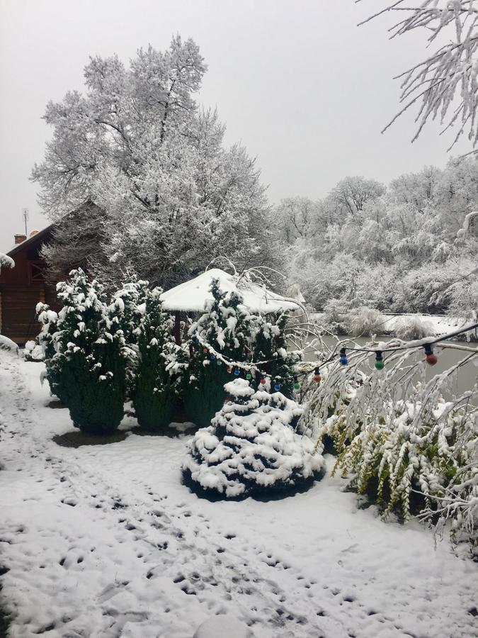 Rancho 555 Guest House อุชโฮรอด ภายนอก รูปภาพ